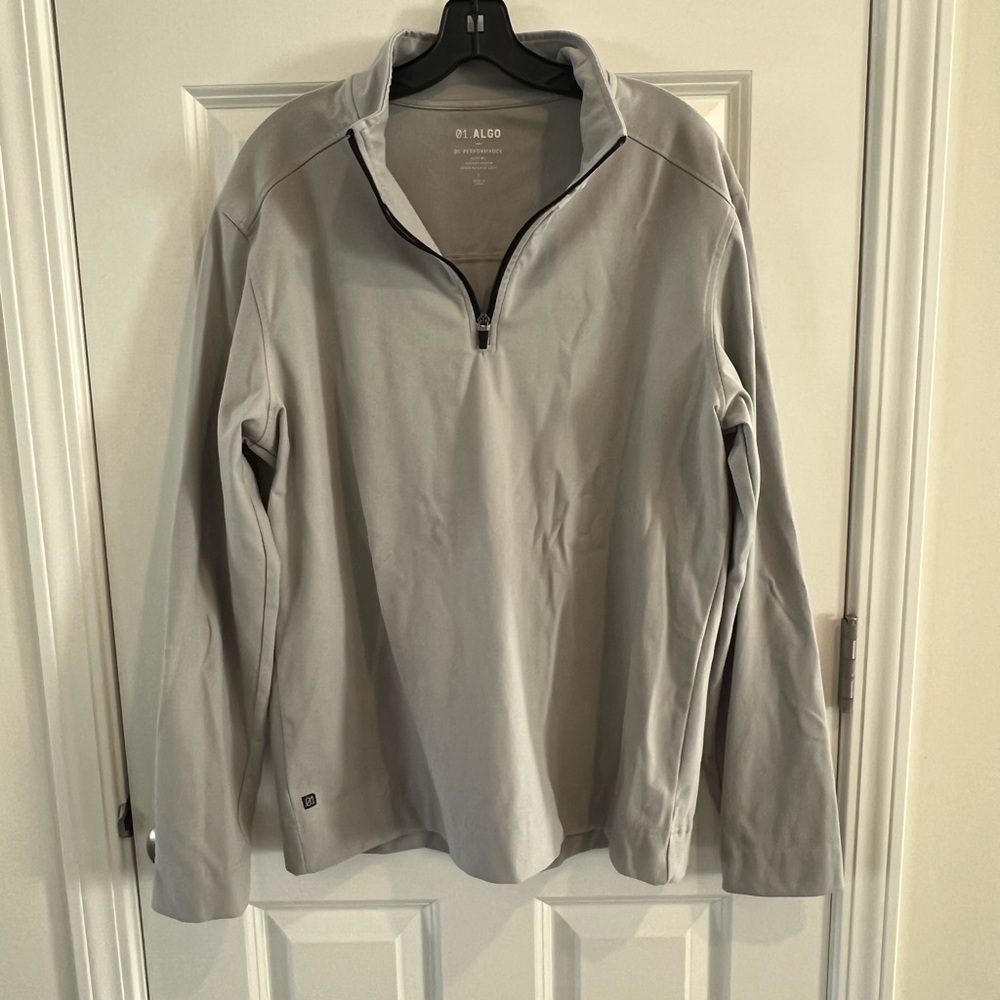 Gray Quarter-Zip Pullover by 01 ALGO